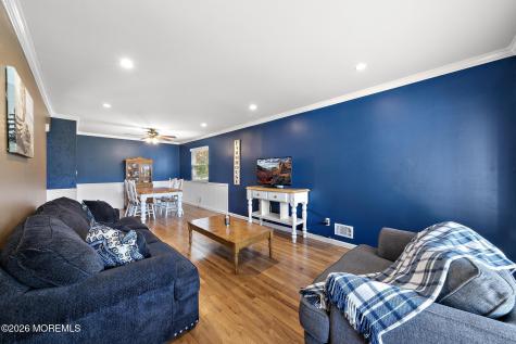 25 Carlow Way Hazlet NJ 07730