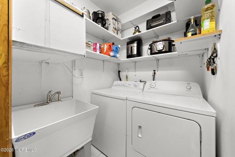 25 Carlow Way Hazlet NJ 07730