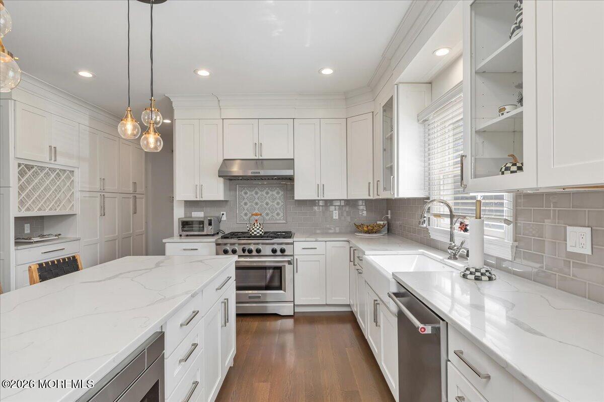 6 Chardonnay Drive Holmdel NJ 07733