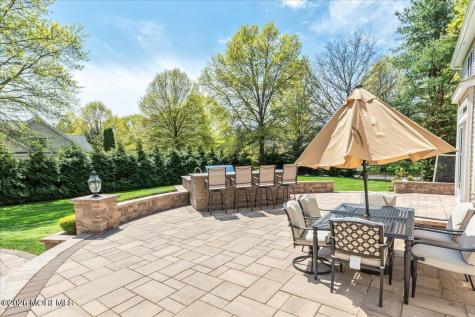 6 Chardonnay Drive Holmdel NJ 07733