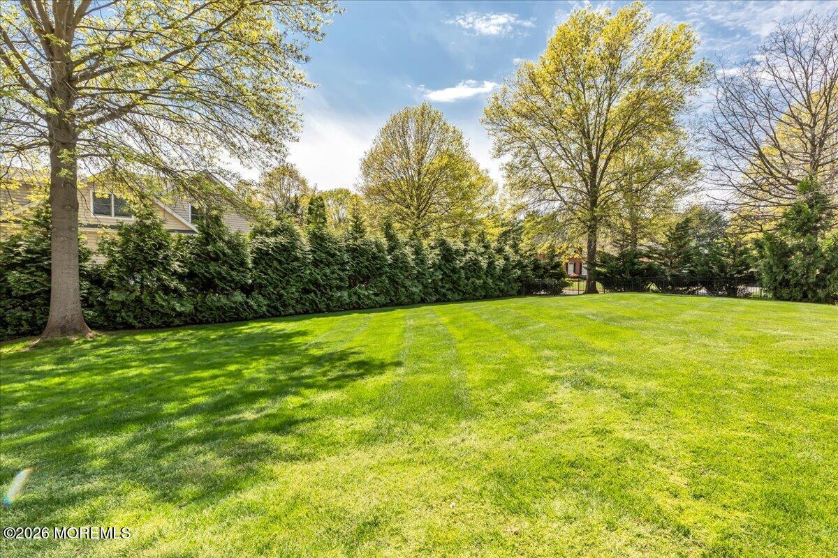 6 Chardonnay Drive Holmdel NJ 07733