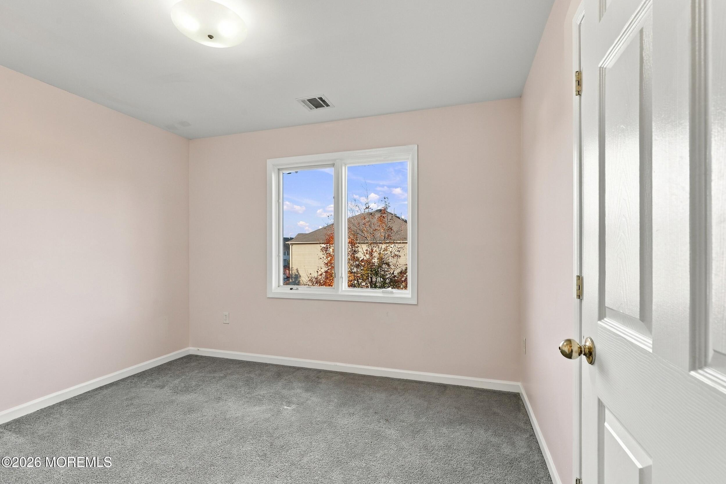 7 Grassmere Street Lakewood NJ 08701