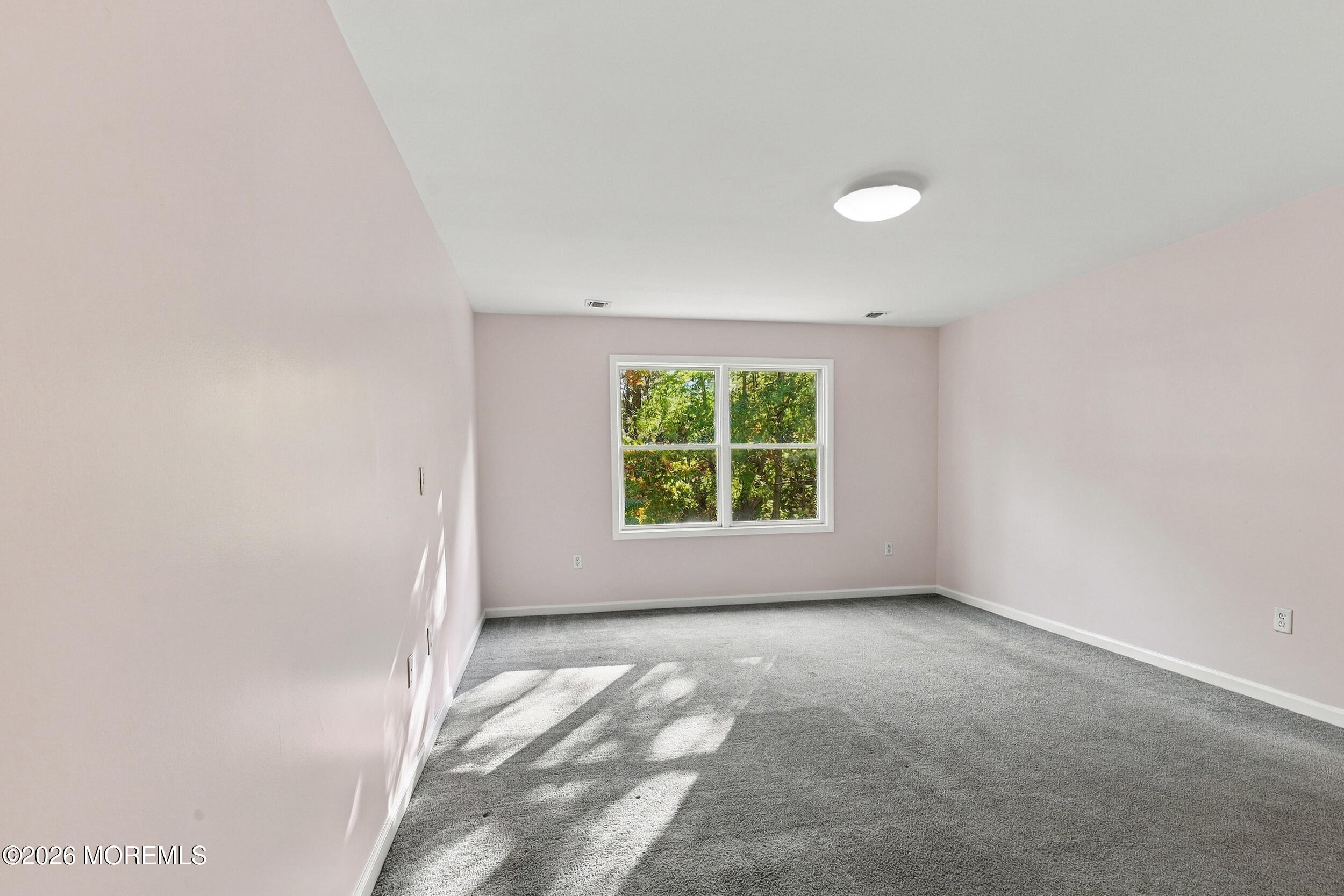 7 Grassmere Street Lakewood NJ 08701