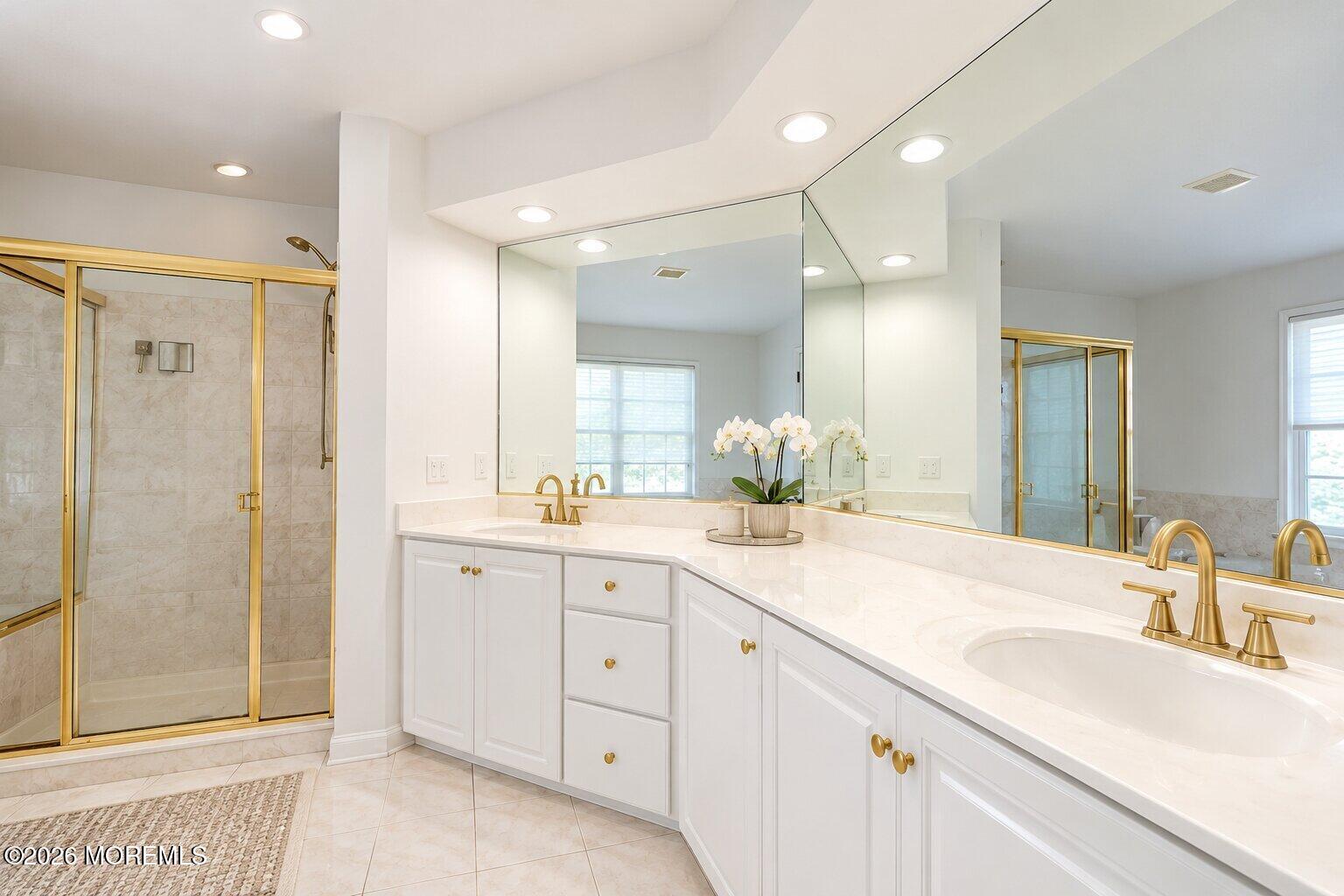4 Lightfoot Drive Manalapan NJ 07726