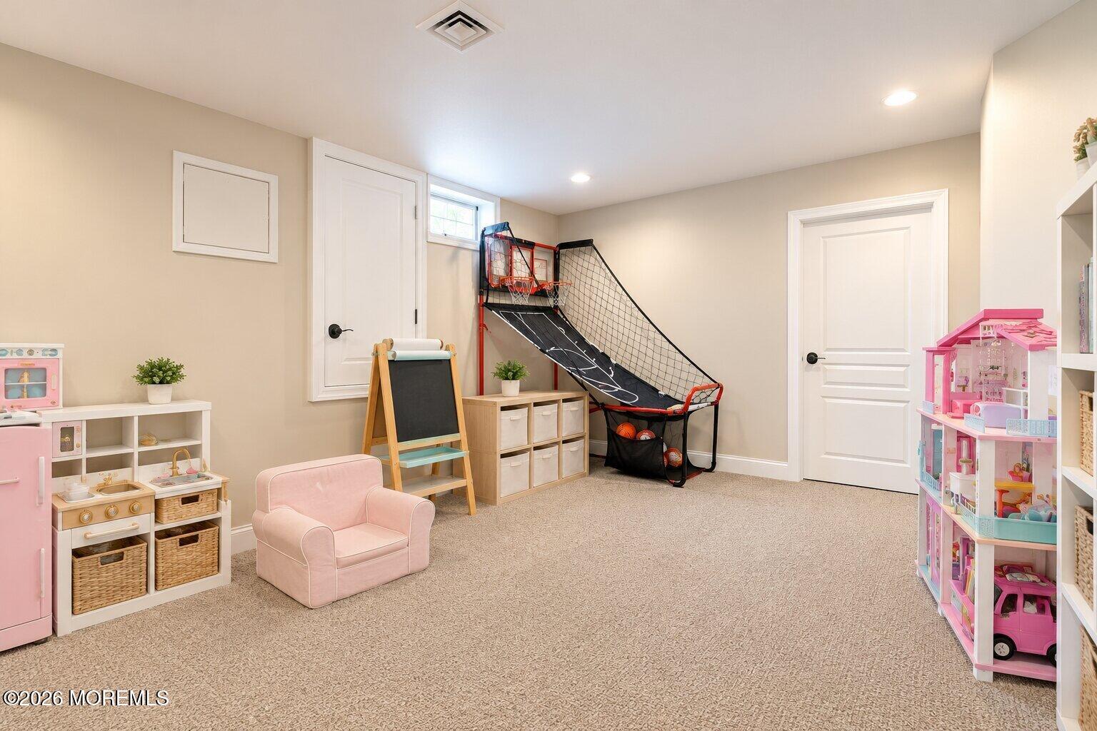 4 Lightfoot Drive Manalapan NJ 07726