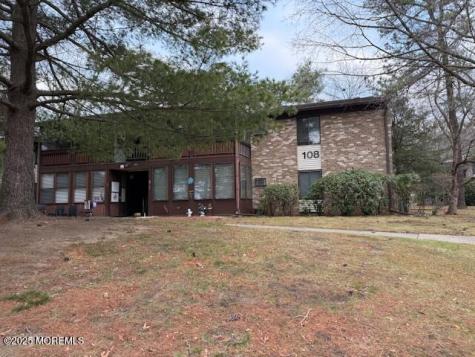 108 Amberly Drive Manalapan NJ 07726