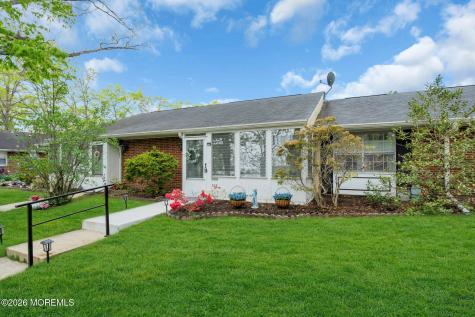 53 Cambridge Court Lakewood NJ 08701