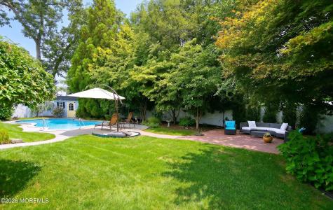 8 Carrie Drive Howell NJ 07731