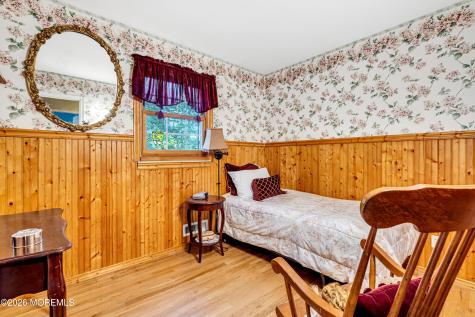 52 Darien Road Howell NJ 07731