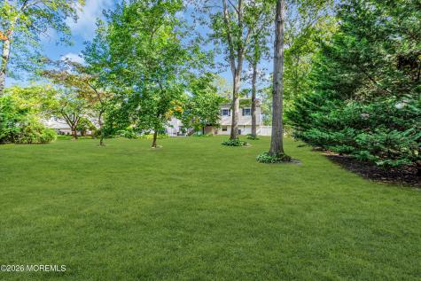 52 Darien Road Howell NJ 07731