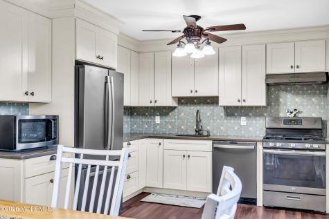 52 Darien Road Howell NJ 07731