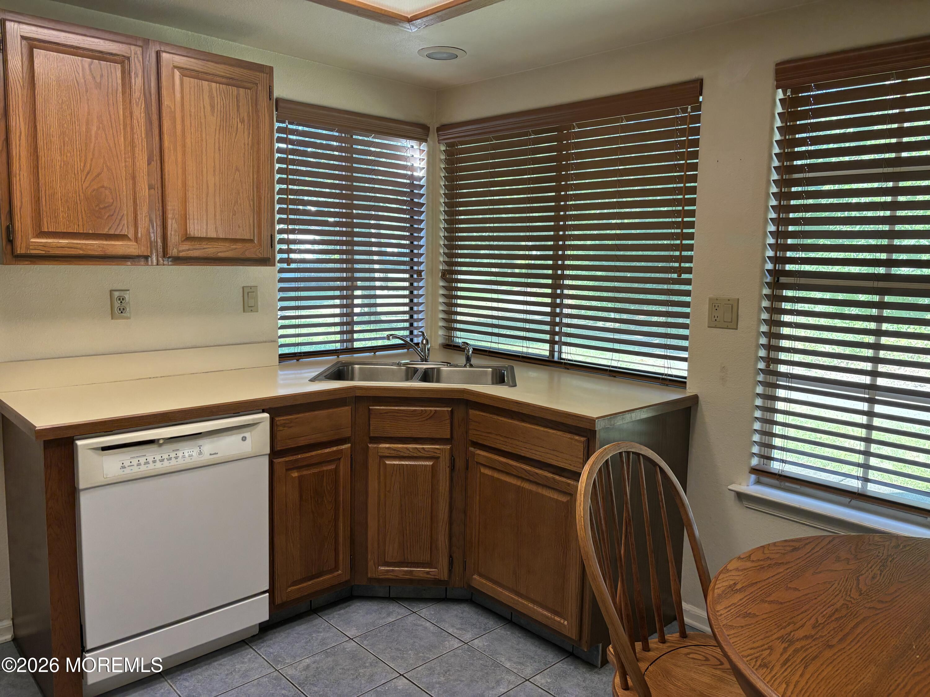 878 Winchester Court Manchester NJ 08759