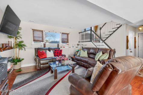 1029 Lucy Lane Toms River NJ 08753