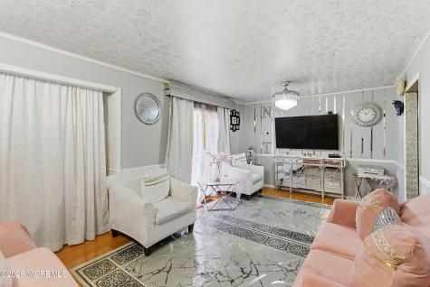 56 Kingsley Way Freehold NJ 07728