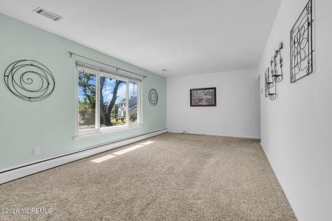 30 Richard Terrace Red Bank NJ 07701