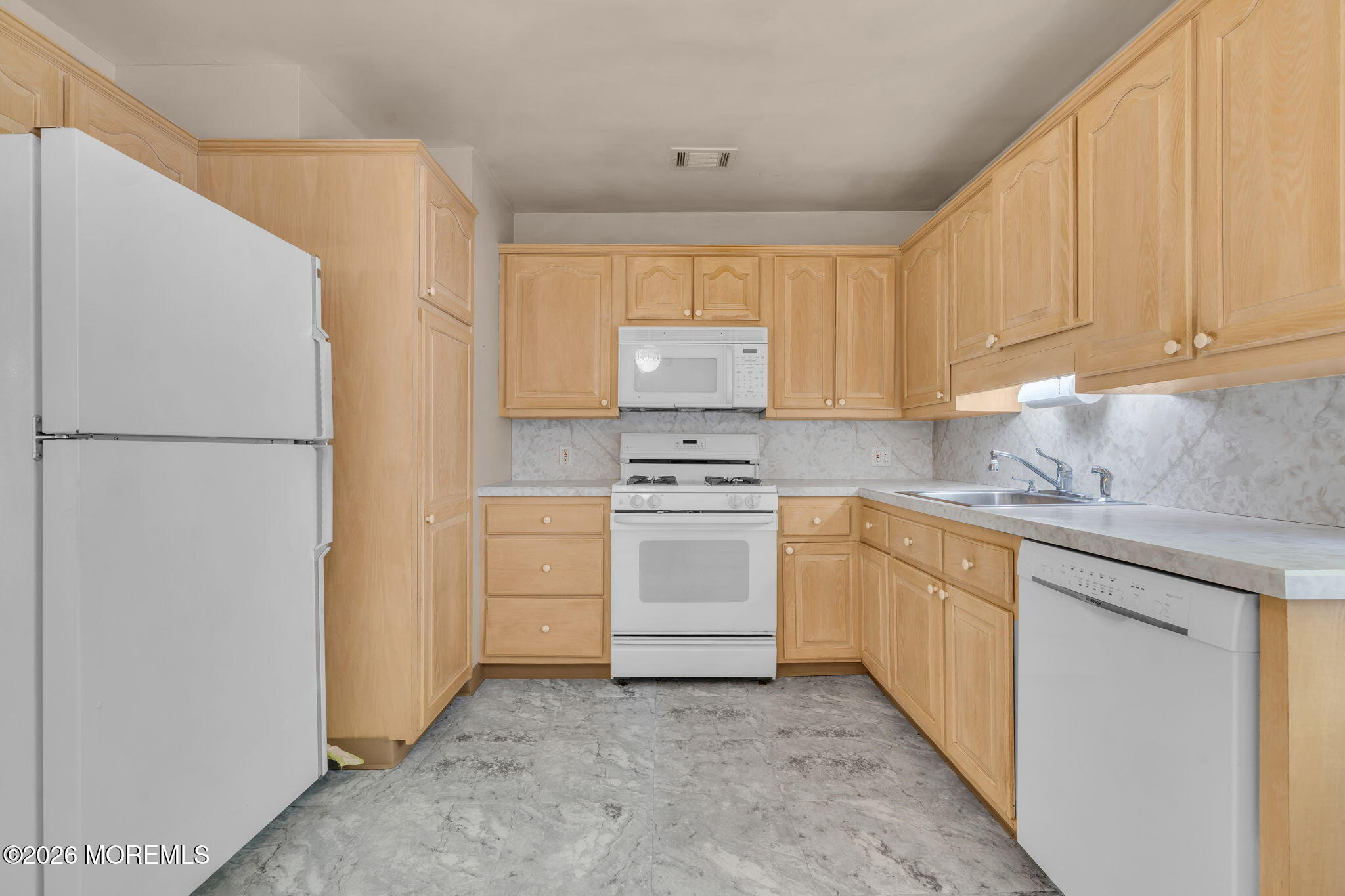 30 Richard Terrace Red Bank NJ 07701