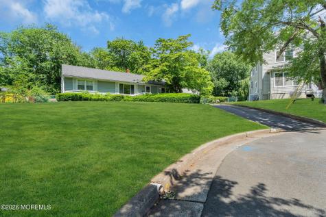 30 Richard Terrace Red Bank NJ 07701