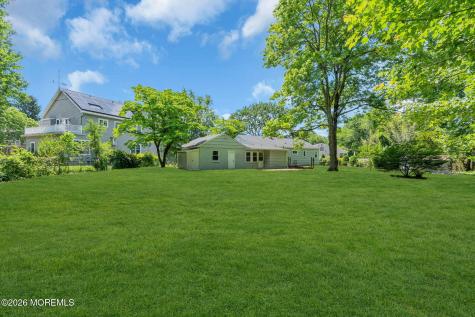 30 Richard Terrace Red Bank NJ 07701