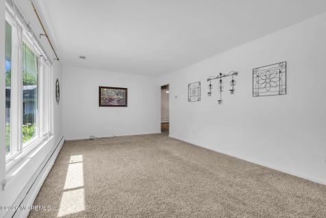 30 Richard Terrace Red Bank NJ 07701
