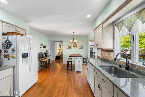 213 Woodberry Drive Toms River NJ 08753