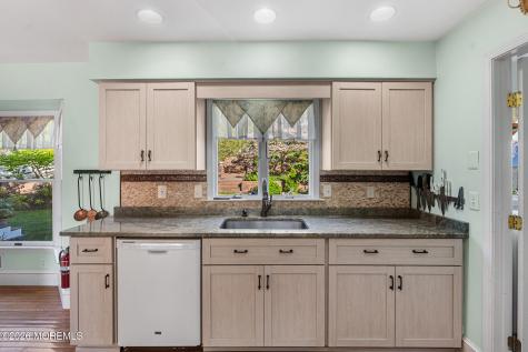 213 Woodberry Drive Toms River NJ 08753