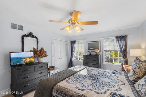 213 Woodberry Drive Toms River NJ 08753