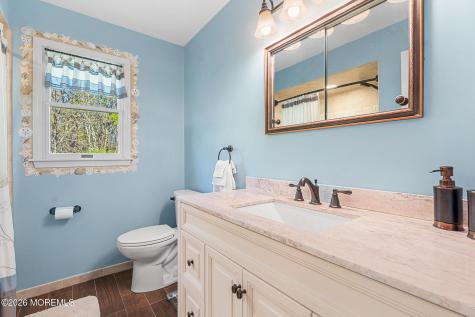 213 Woodberry Drive Toms River NJ 08753