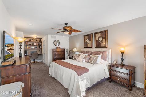 213 Woodberry Drive Toms River NJ 08753