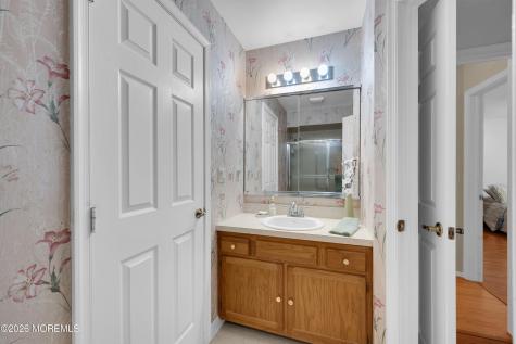28 Nicole Court Lakewood NJ 08701