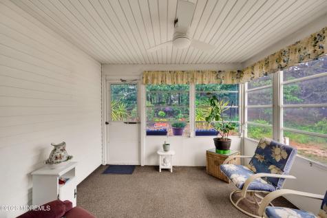 28 Nicole Court Lakewood NJ 08701