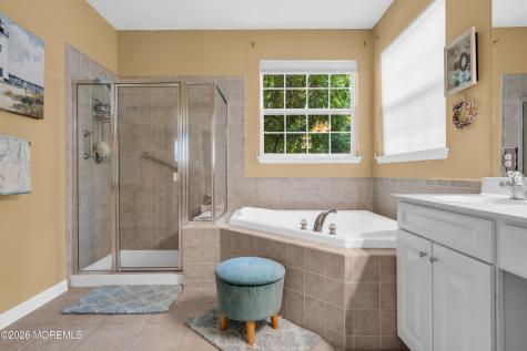 11 Carlisle Drive Jackson NJ 08527