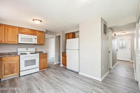 6 Surf Court Barnegat NJ 08005