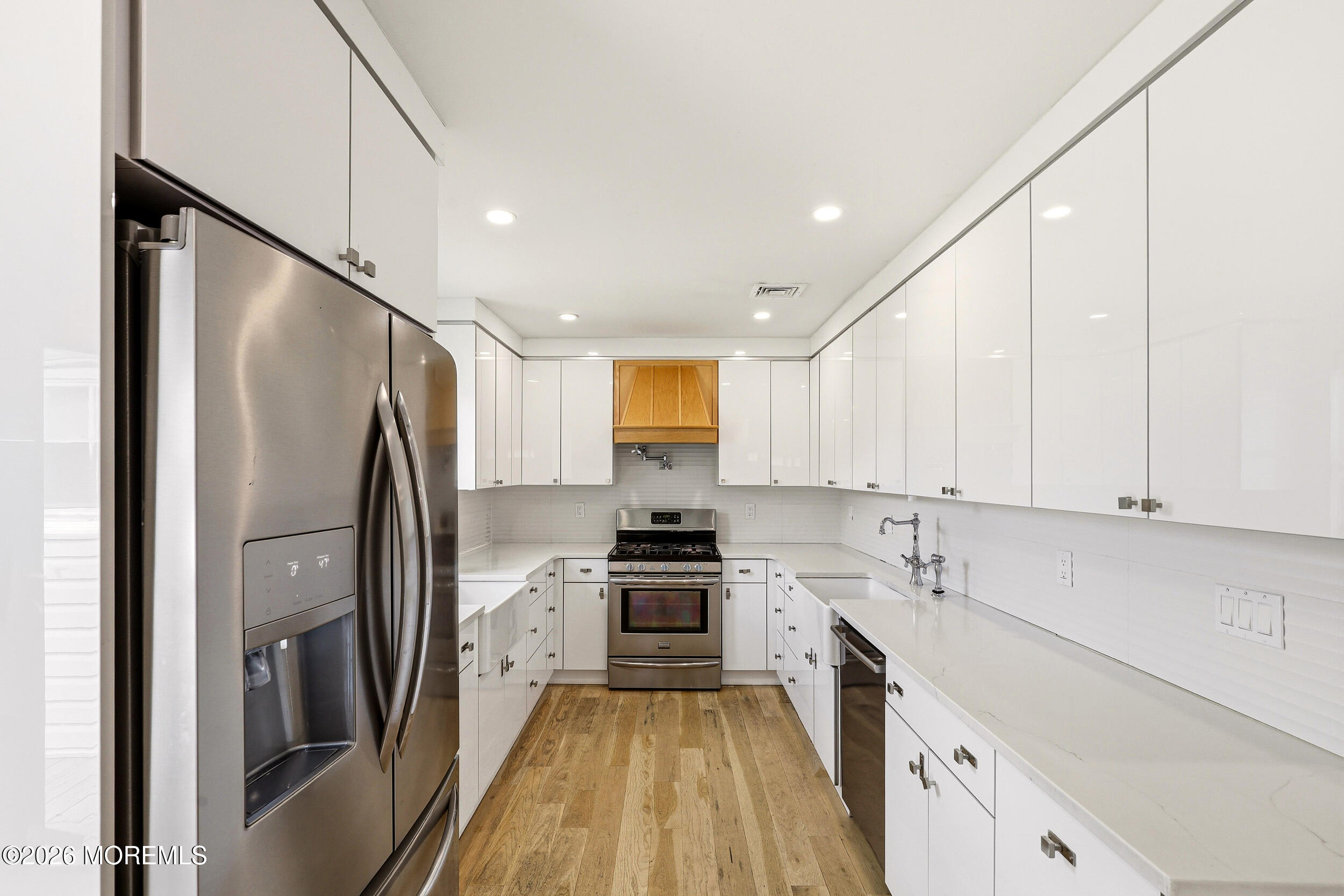 1553 Laguna Lane Lakewood NJ 08701