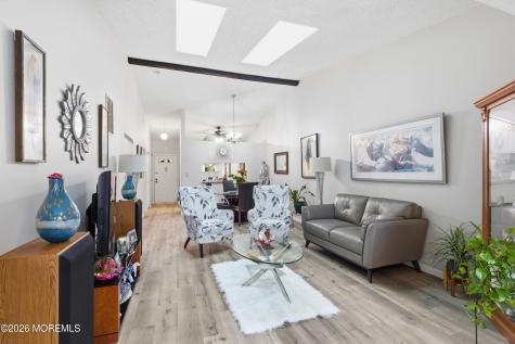62 Wycoff Way E East Brunswick NJ 08816