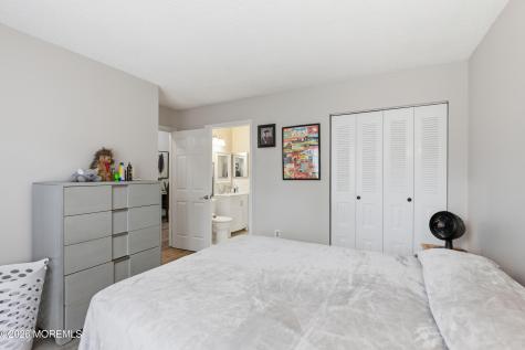 62 Wycoff Way E East Brunswick NJ 08816