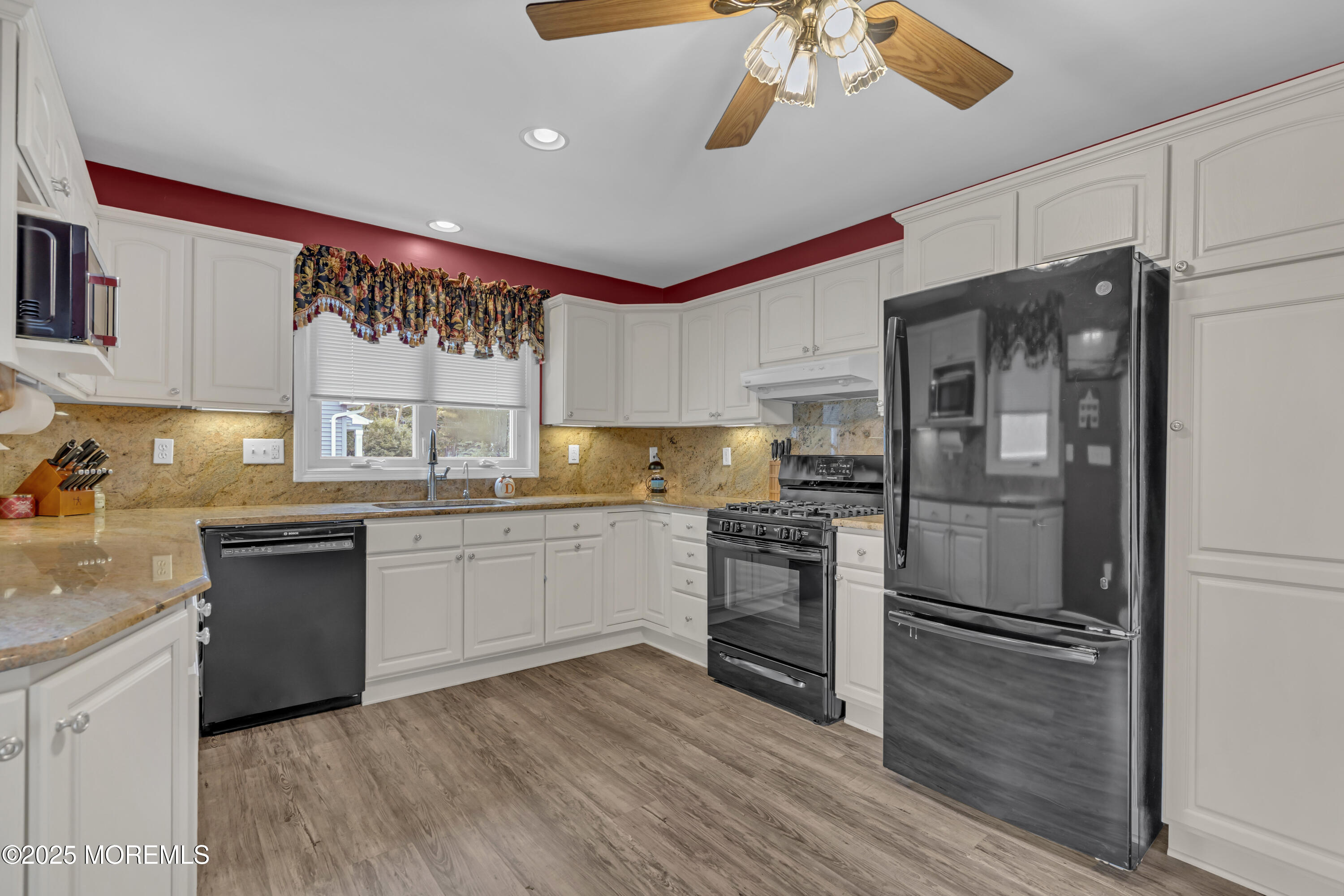 818 Arthur Drive Red Bank NJ 07701