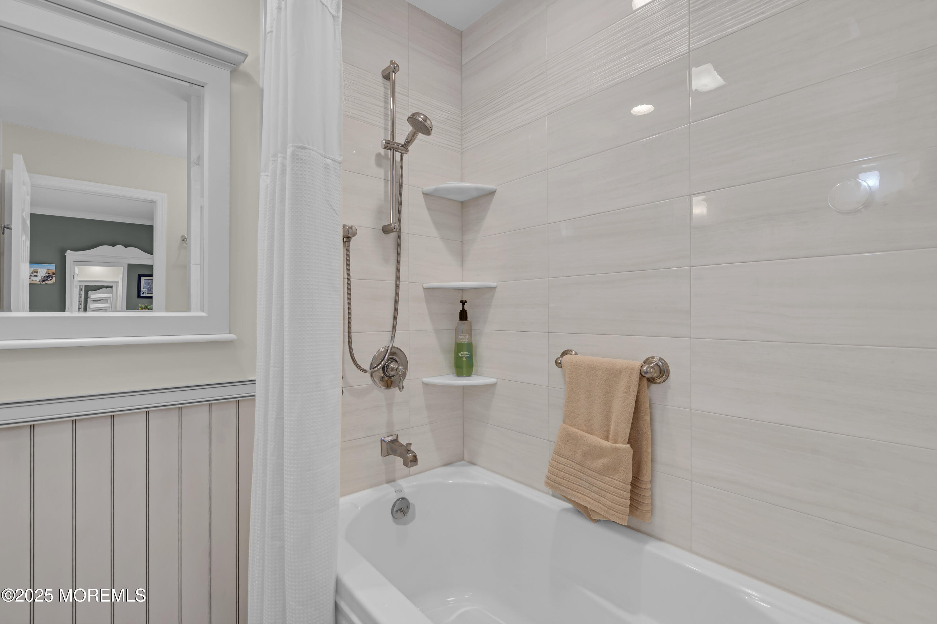 818 Arthur Drive Red Bank NJ 07701