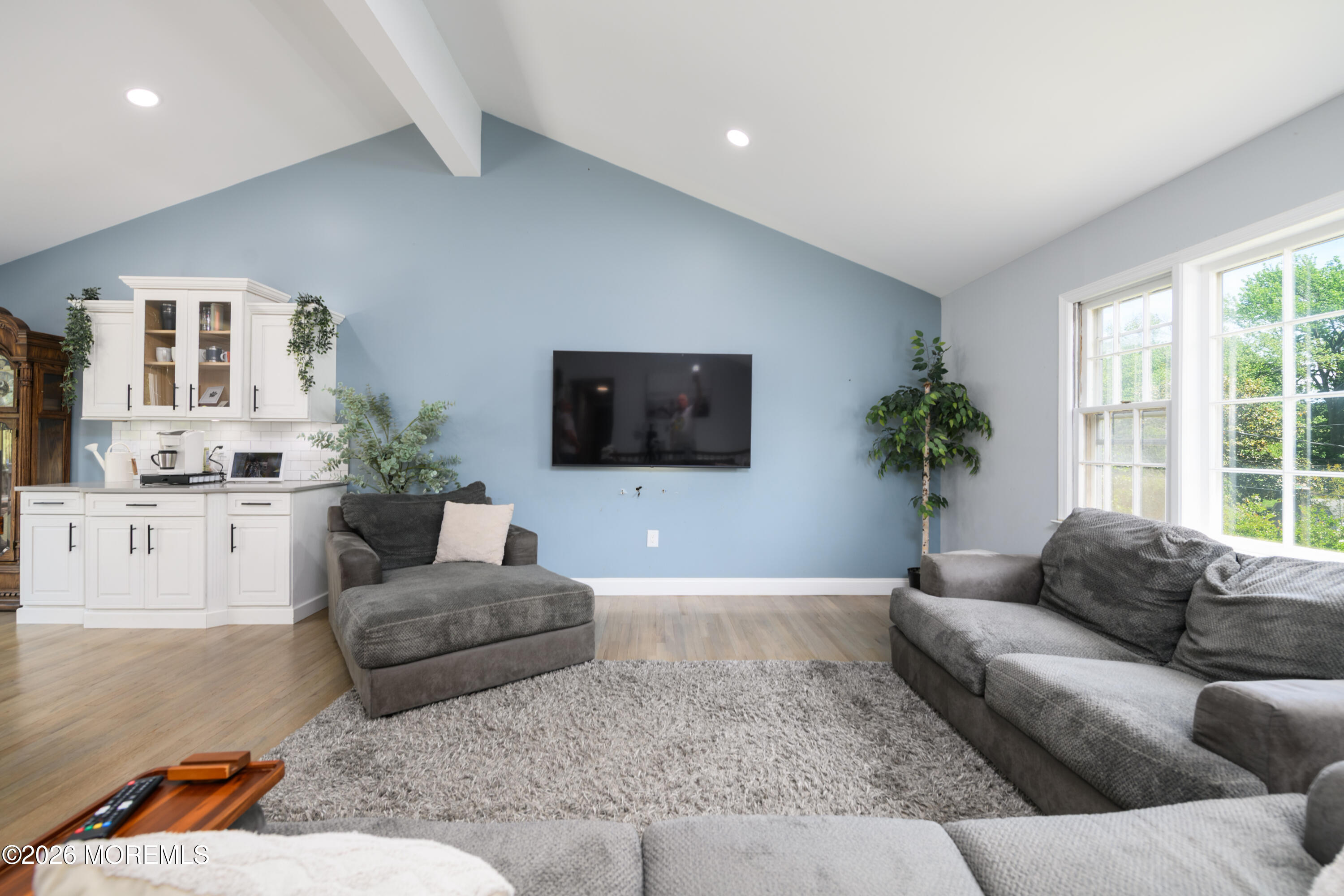 19 Kelvin Avenue Leonardo NJ 07737