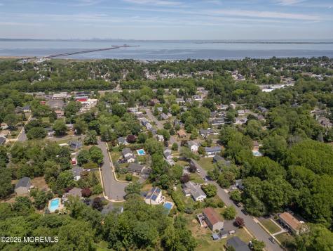 19 Kelvin Avenue Leonardo NJ 07737