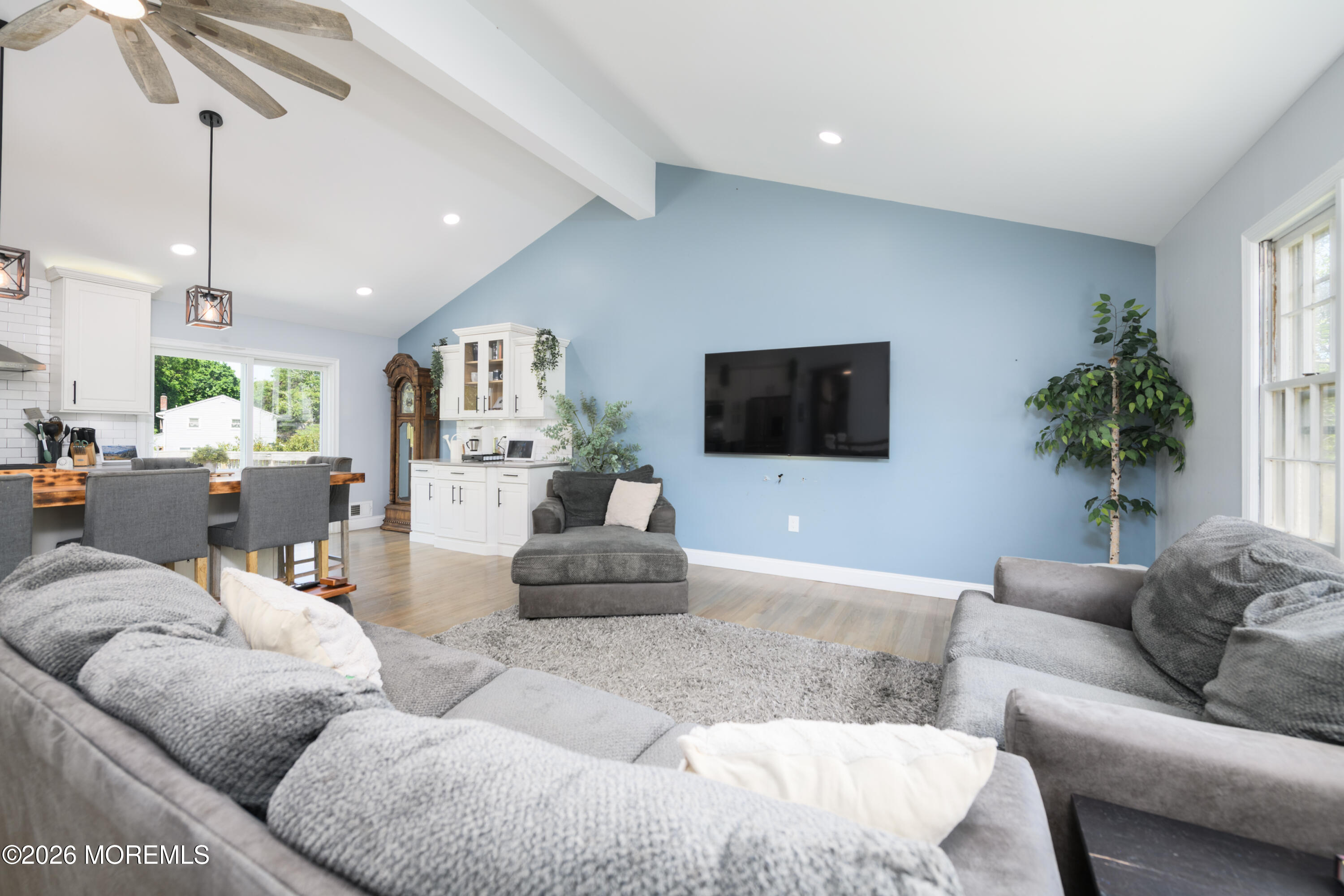 19 Kelvin Avenue Leonardo NJ 07737