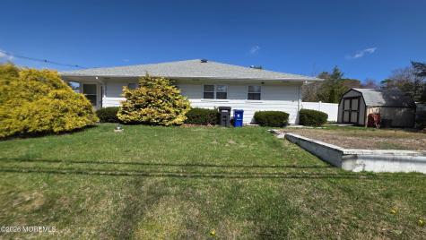 3 Newport Place Toms River NJ 08753