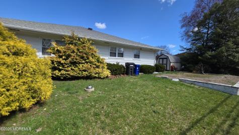 3 Newport Place Toms River NJ 08753