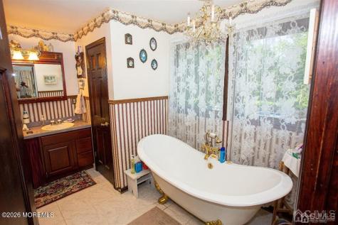 219 Johnson Lane Parlin NJ 08859