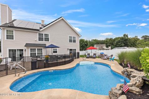 86 Colonial Drive Tinton Falls NJ 07712