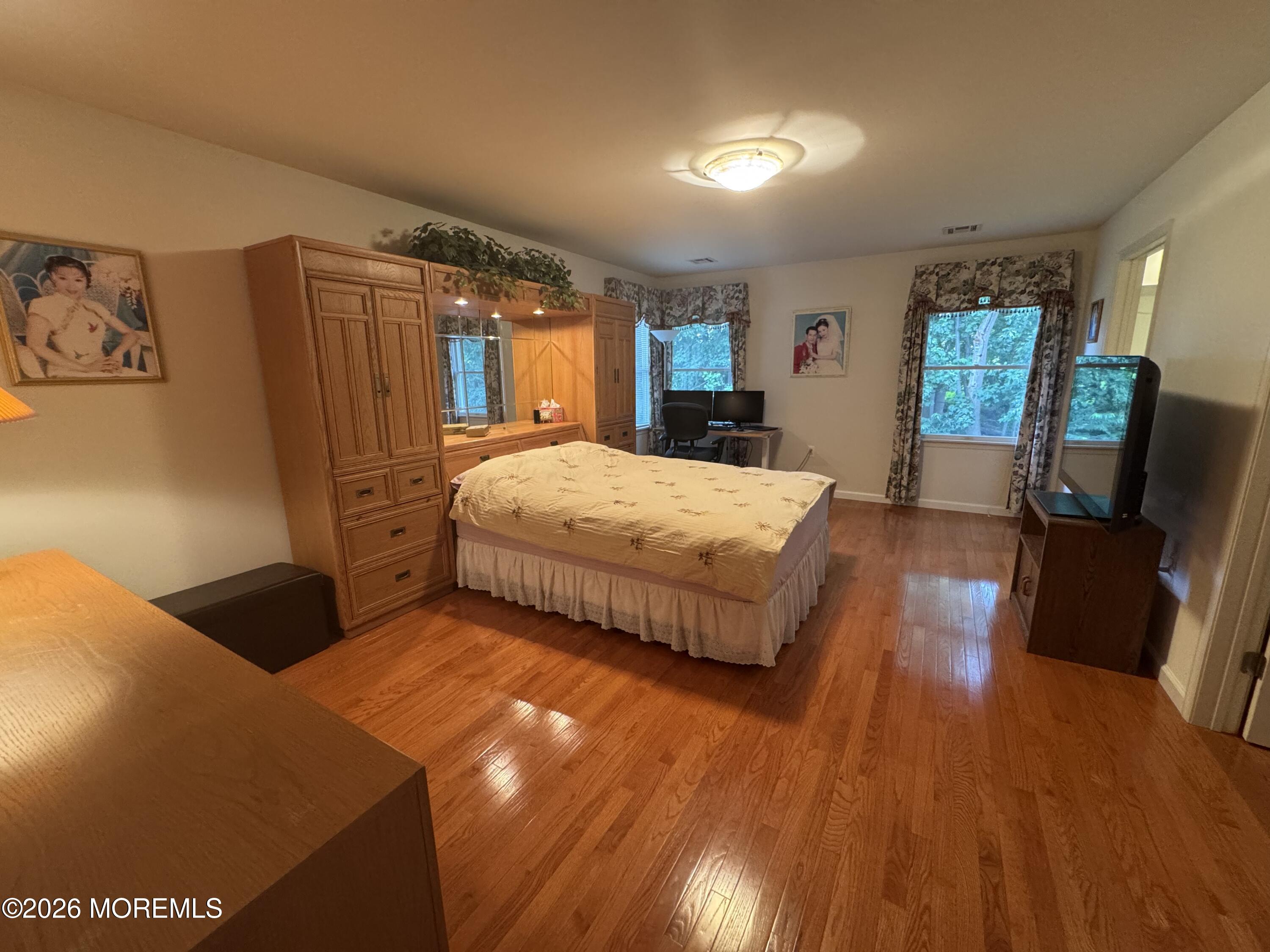 8 Bunting Terrace Morganville NJ 07751