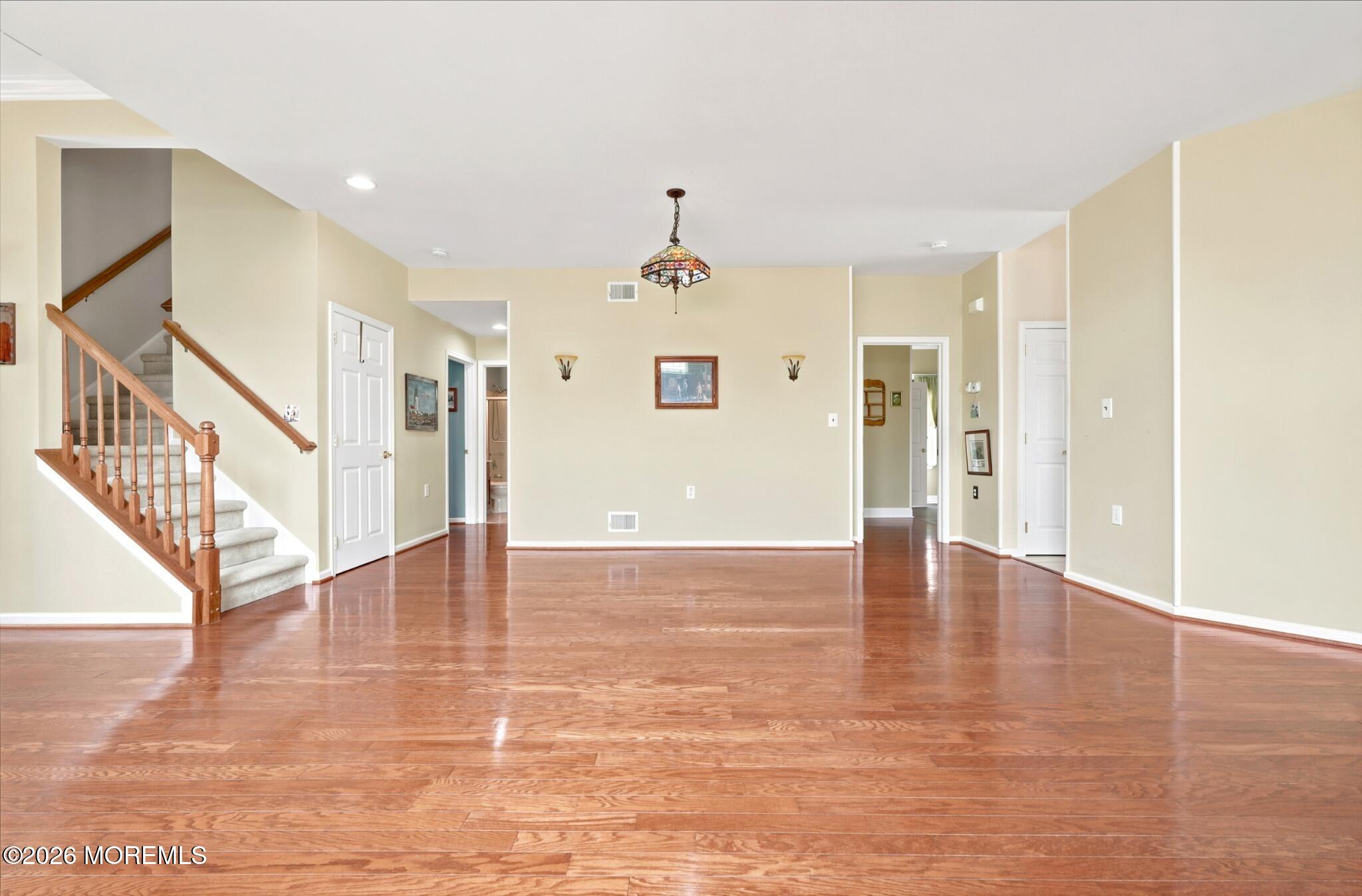 124 Eleanor Road Manchester NJ 08759
