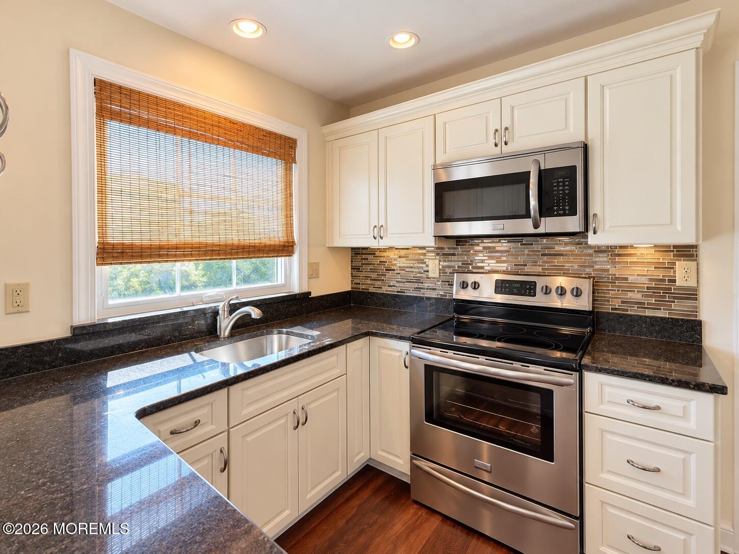 4 Carol Court Manchester NJ 08759