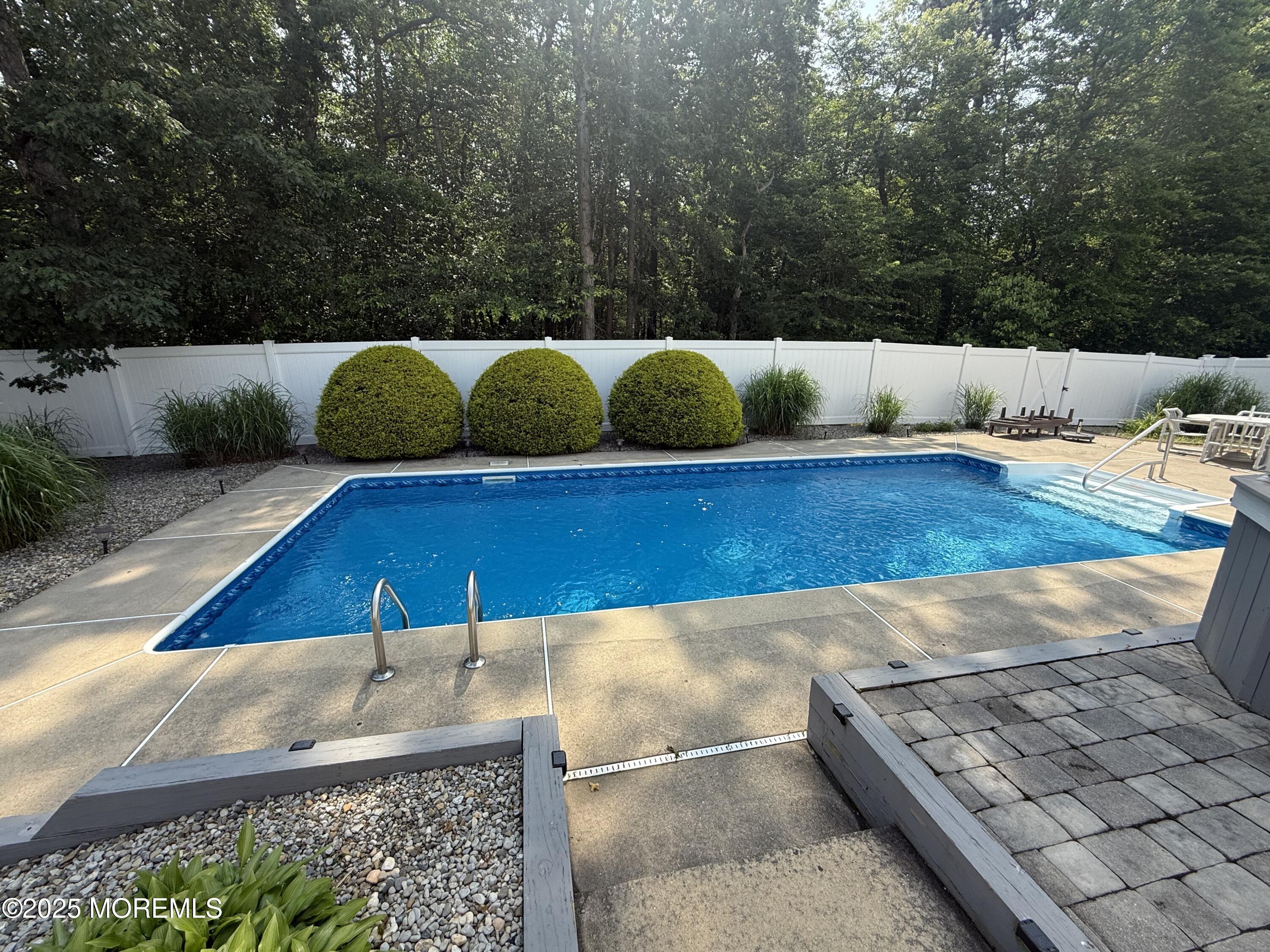 44 Diamond Lane Howell NJ 07731