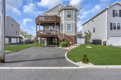 904 4th Street Union Beach NJ 07735