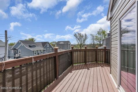 904 4th Street Union Beach NJ 07735